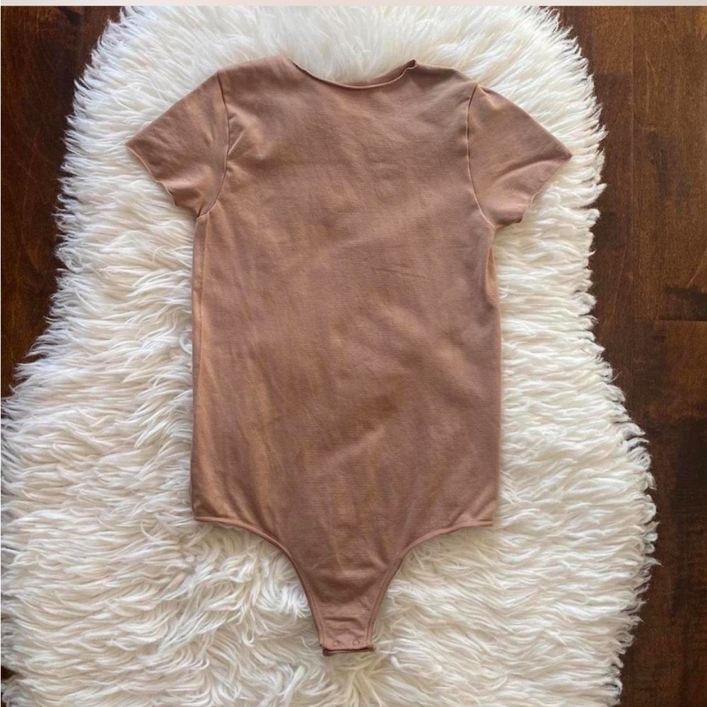 Skims Essential T-shirt Bodysuit